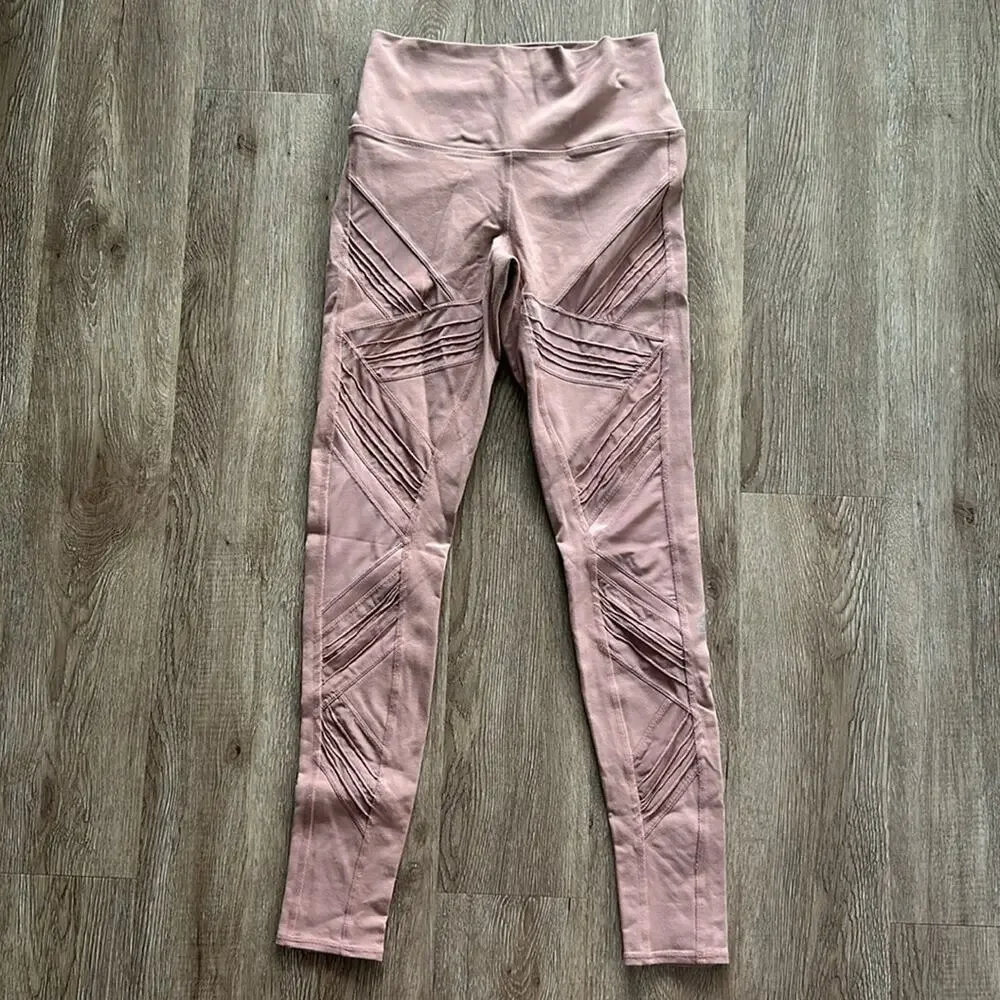 ALO Yoga Ultimate Mesh High Waist‎ Leggings Earth Glossy Size Medium